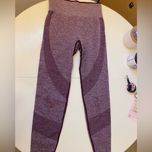 Victoria Secret’s PINK high waisted workout leggings size small